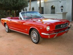 Ford Mustang Convertible.jpg